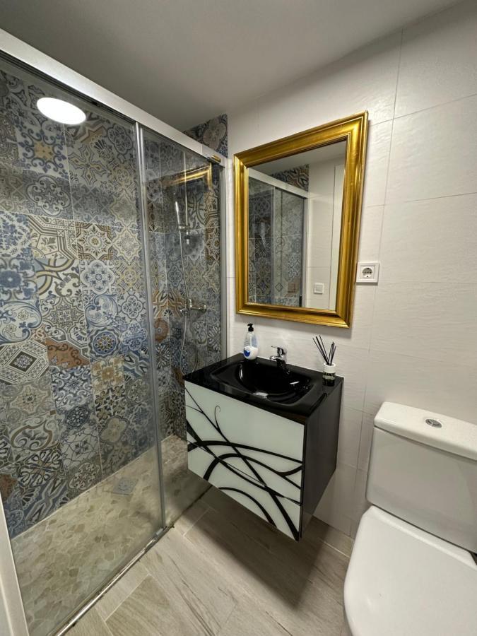 Apartamentos Redondela Madrid Dış mekan fotoğraf